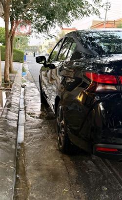 نيسان فيرسا